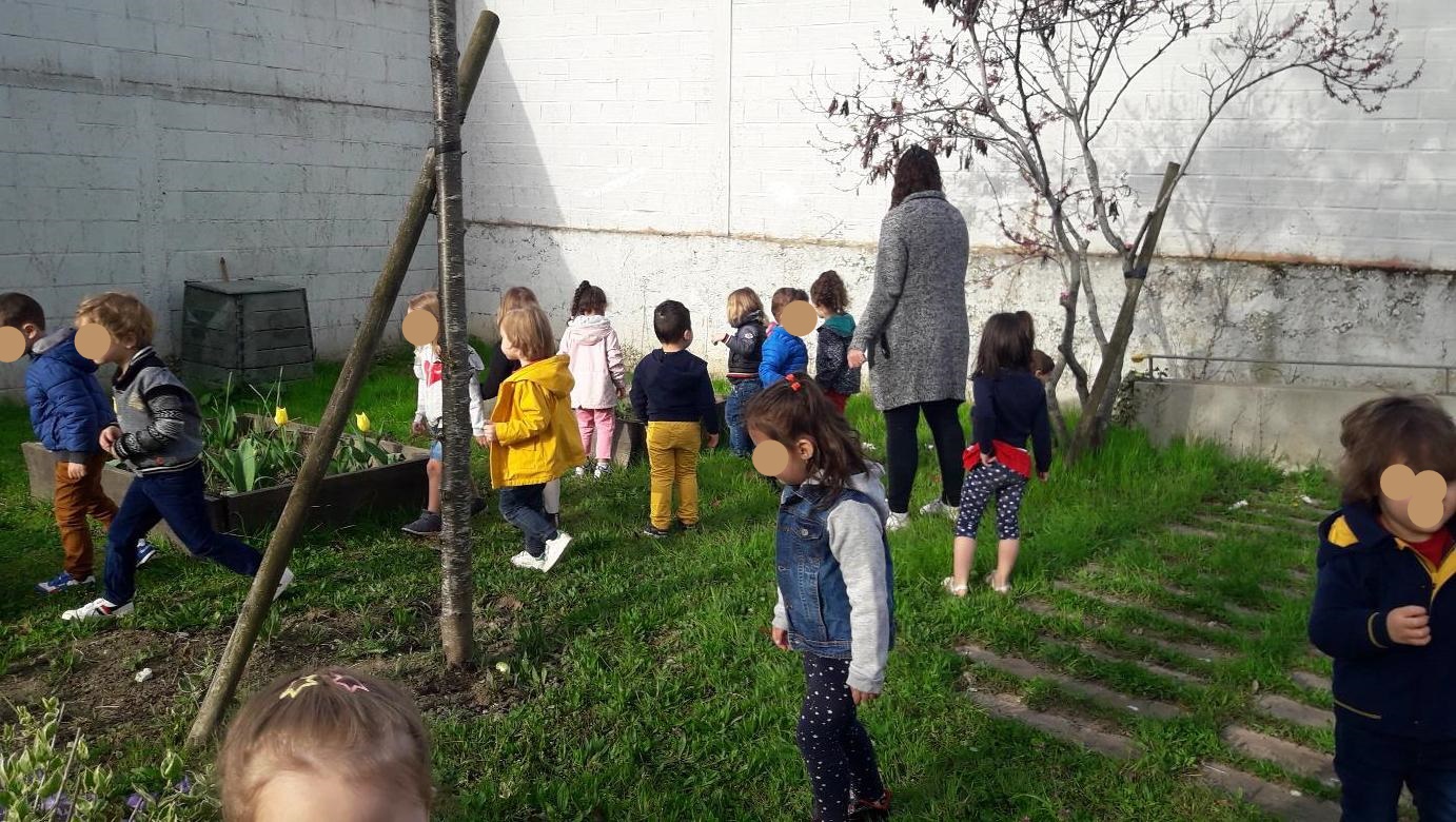 La chasse aux oeufs école Maternelle Victor Hugo de Colombes